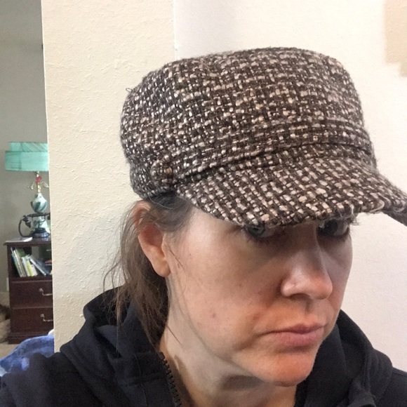 Tweed hat - Picture 6 of 6